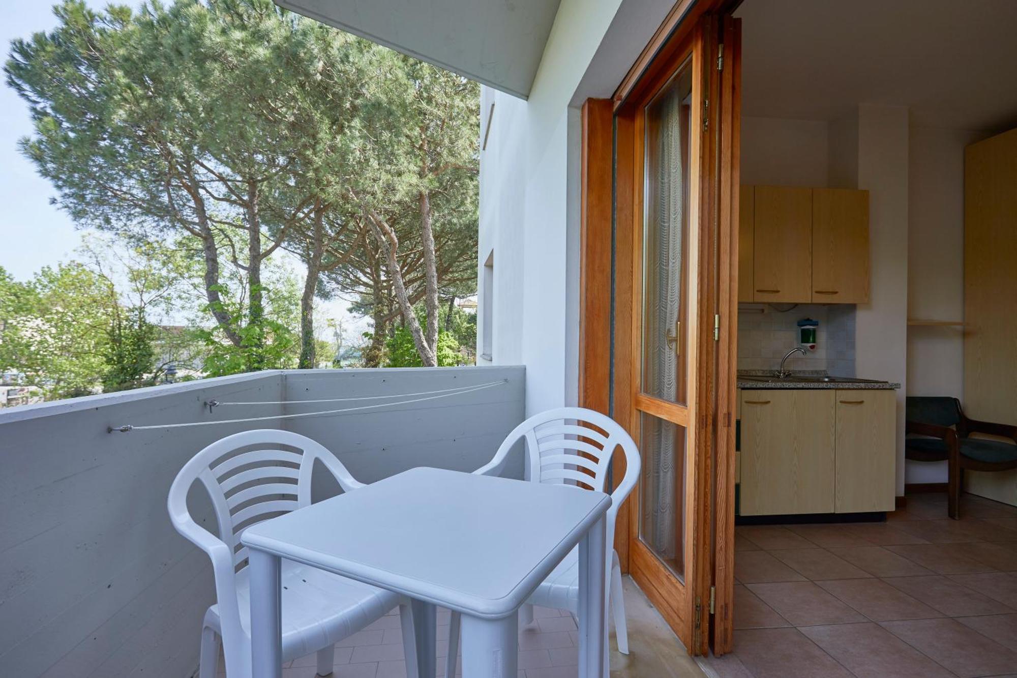 Residence Piccolo Milano Marittima Bagian luar foto
