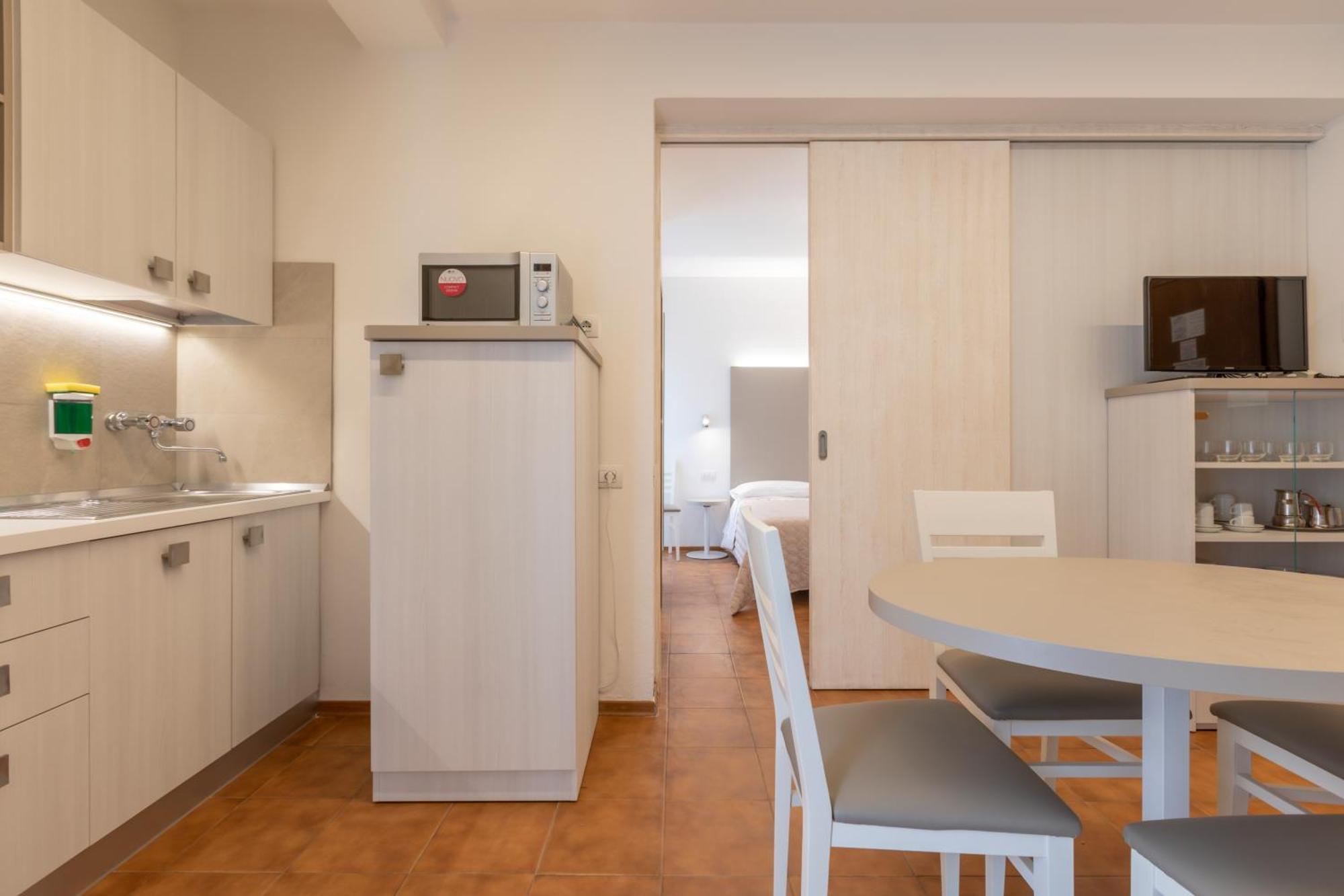 Residence Piccolo Milano Marittima Bagian luar foto