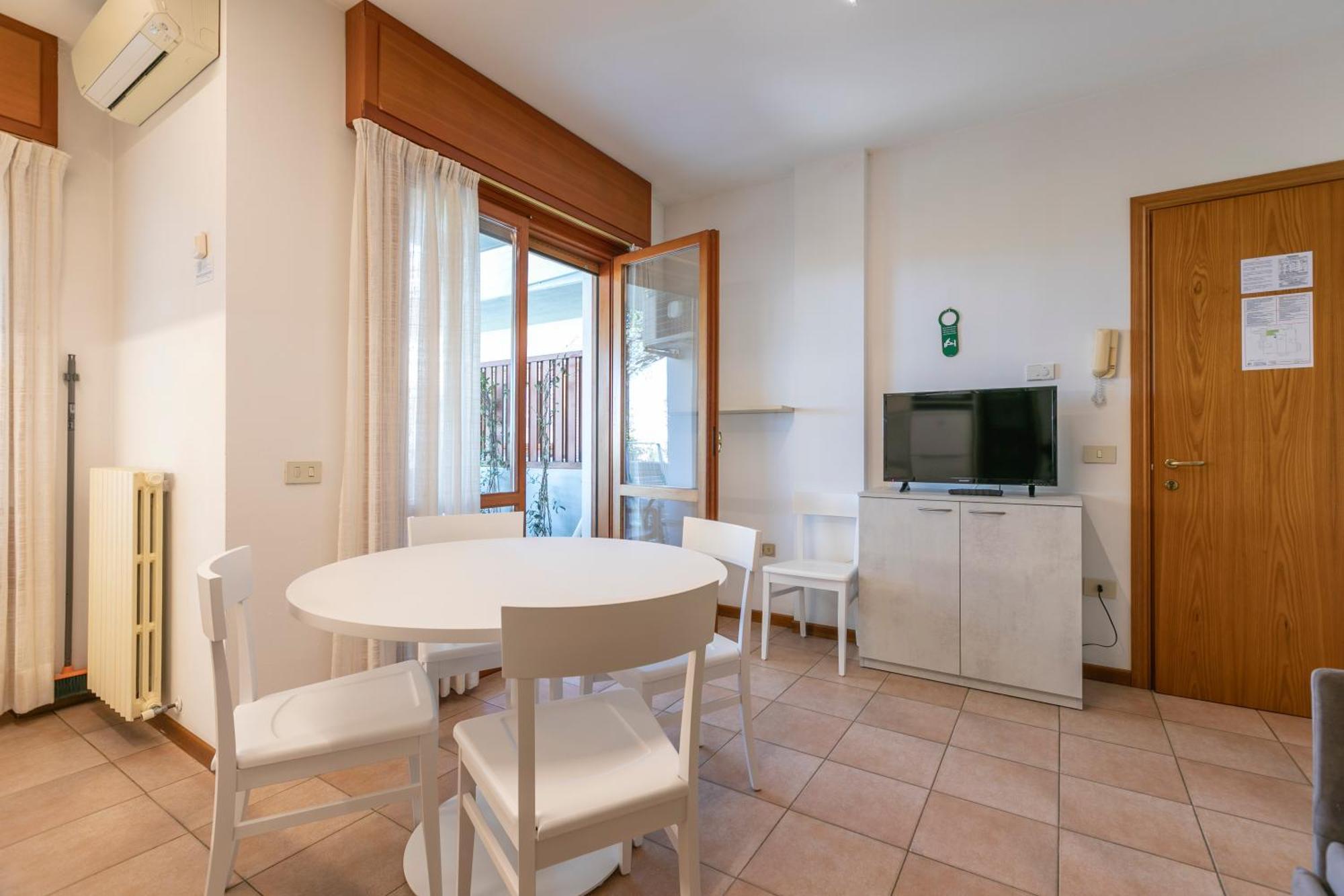 Residence Piccolo Milano Marittima Bagian luar foto