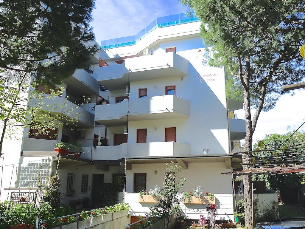 Residence Piccolo Milano Marittima Bagian luar foto